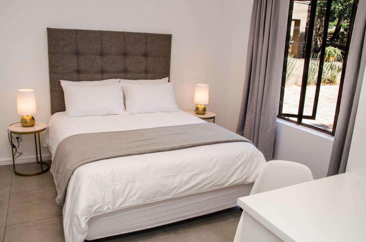 Lavinia Lifestyle Villa Stellenbosch Exteriör bild